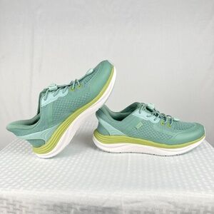 New KIZIK London Sneakers Shoes Surf Spray Granite Green Shoes Women's Sz 9